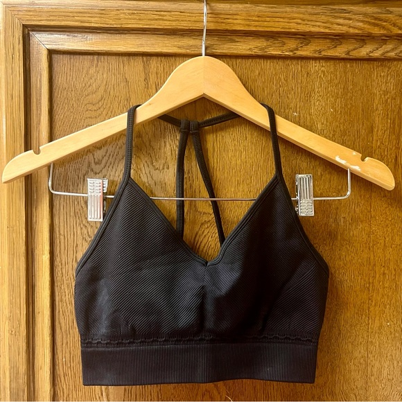 GYMSHARK Women’s Sport Bra in Black - Picture 3 of 16